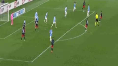 广东队以106-94击败吉林，球员表现两极分化：五佳三及格两失误