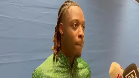 申京26+11库里19分助力火箭力克勇士，晋级杯赛四强