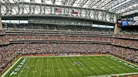 王楚钦轻松击败高承睿，晋级亚洲杯乒乓球男单八强